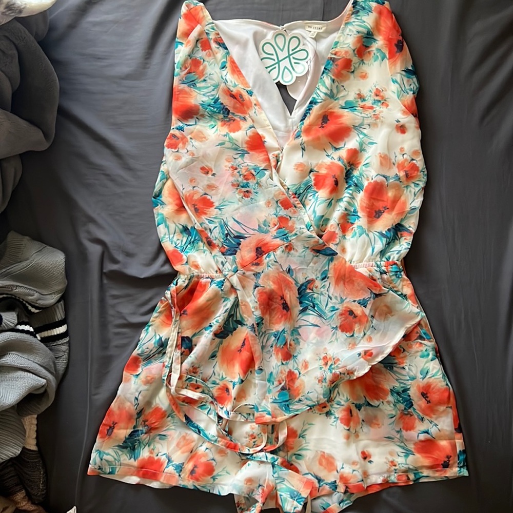Romper summer outfit with flower design